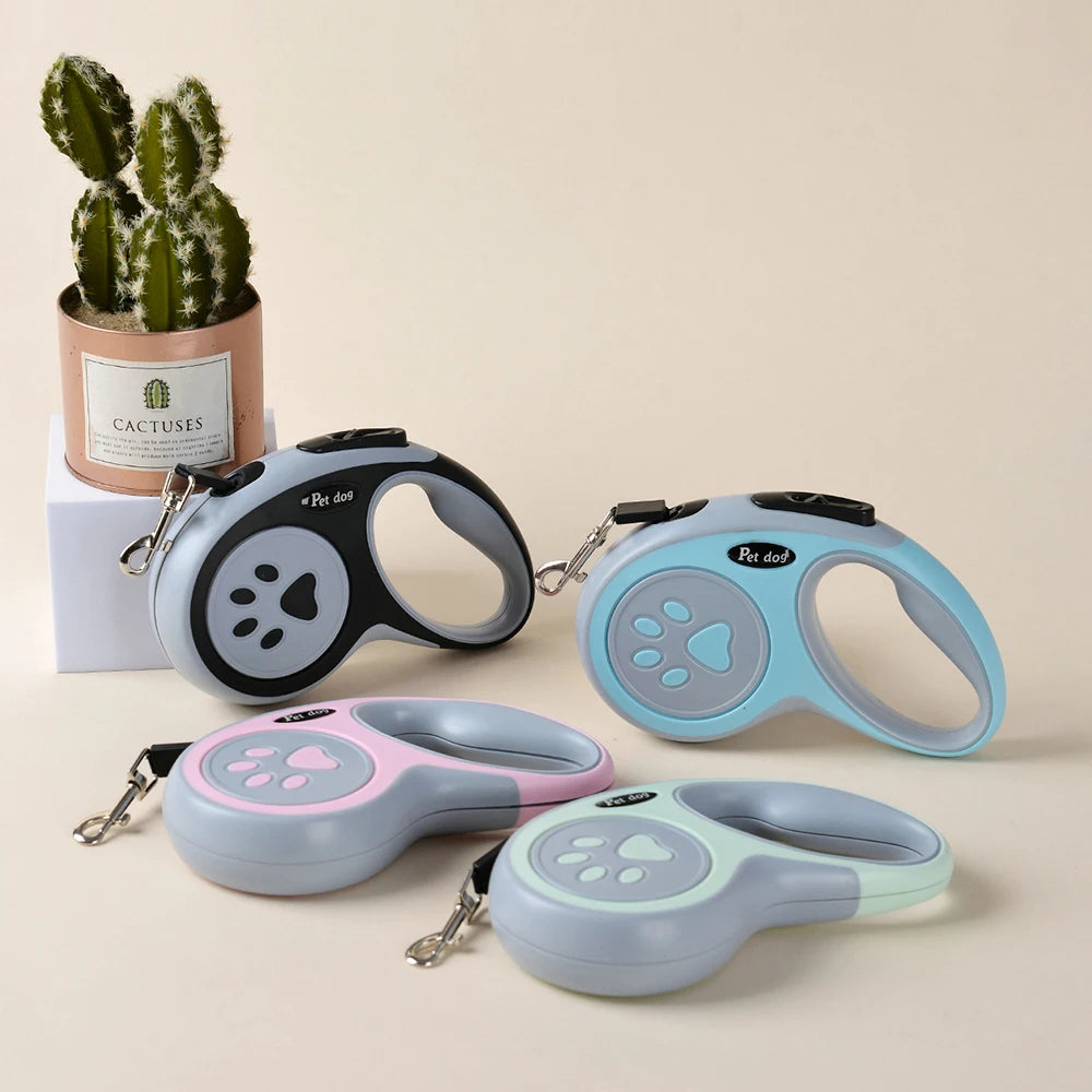 Retractable leash, Front